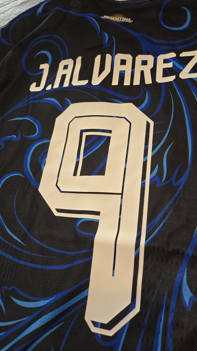 anti_boti's tweet photo. Y en esta ocasión llegaron las de River y la del novio de Emilia 🤪🕷
Si, Honest otra vez 🇨🇳
El envío rapidísimo y tienen un montón de camisetas de los equipos Argentina.
Con descuento si compras 3 o más!!
+1 (804) 255-6006 📱👈🏽
https://t.co/VtyzbRsFKT 🌎👕 https://t.co/OhvIliuxDU