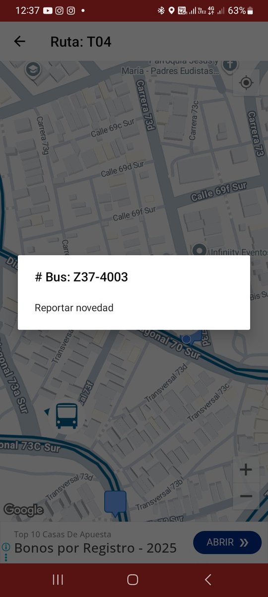 MADOESQUI's tweet photo. @TransMilenio @LaRolitaBog para variar a denunciar esta ruta, pasan 2 buses seguidos, uno con letrero Tránsito a Patio con 1 pasajero y el otro ahí detrás absolutamente lleno, no me pude subir y llevaba buen rato https://t.co/YQLfWuaudd