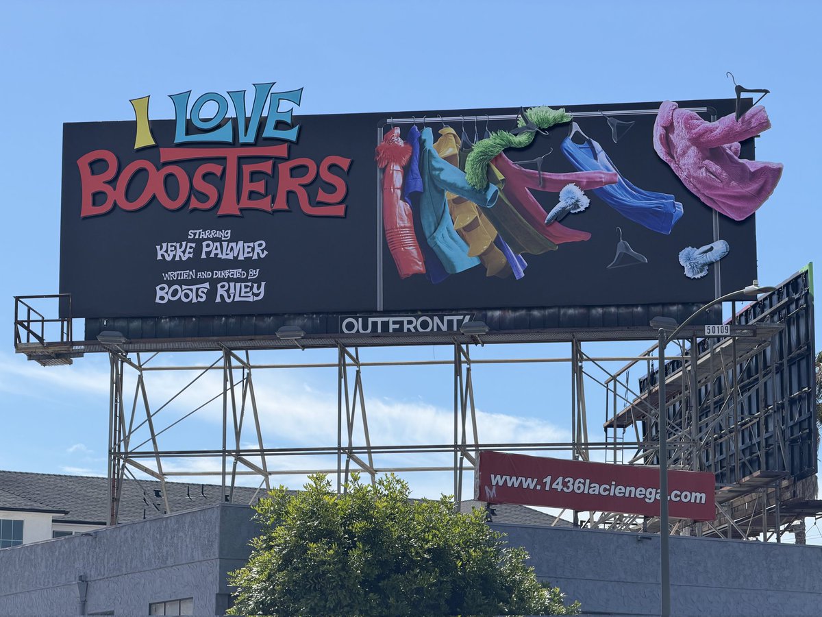 BootsRiley's tweet photo. Spotted at an LA intersection https://t.co/w9o705Ze7D