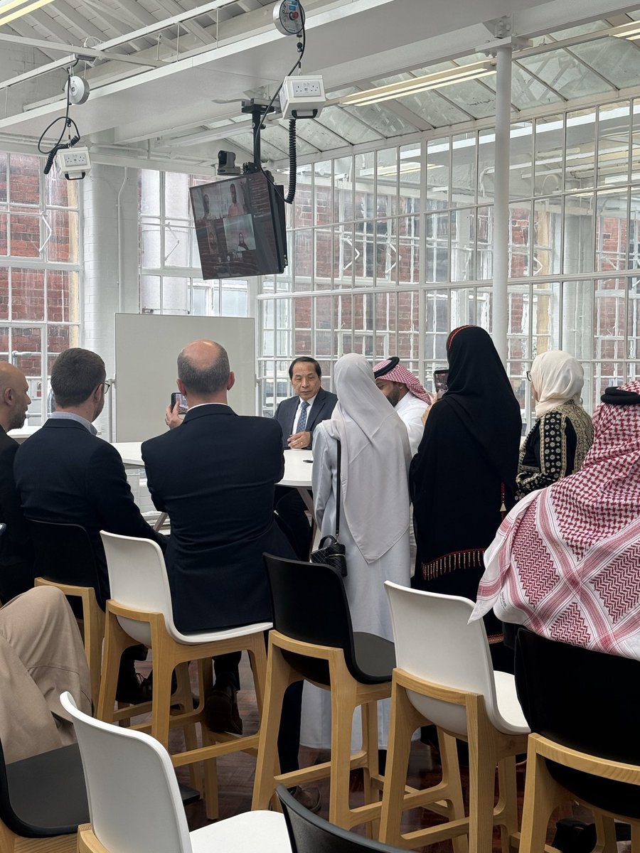المَهـا بنت حمدان tweet media
