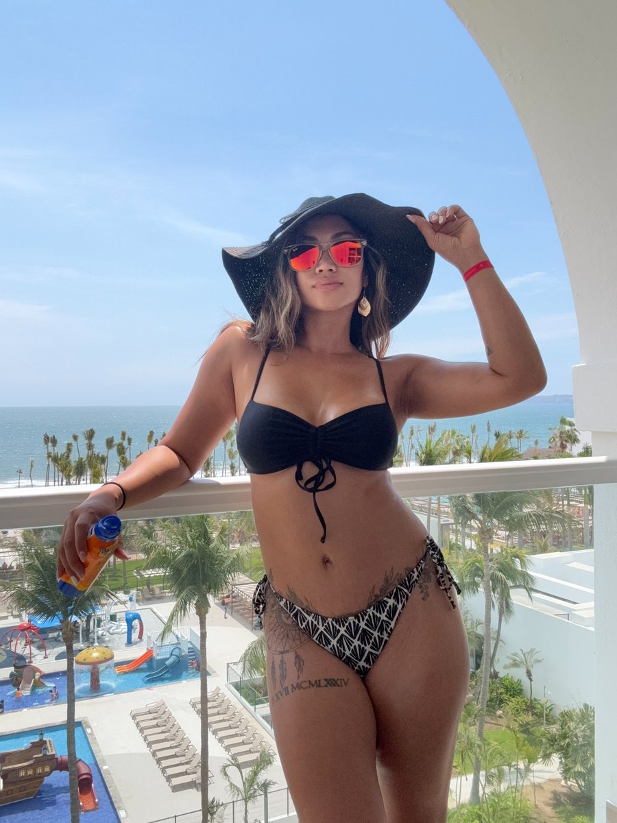 ATQOFFICIAL model tweet media