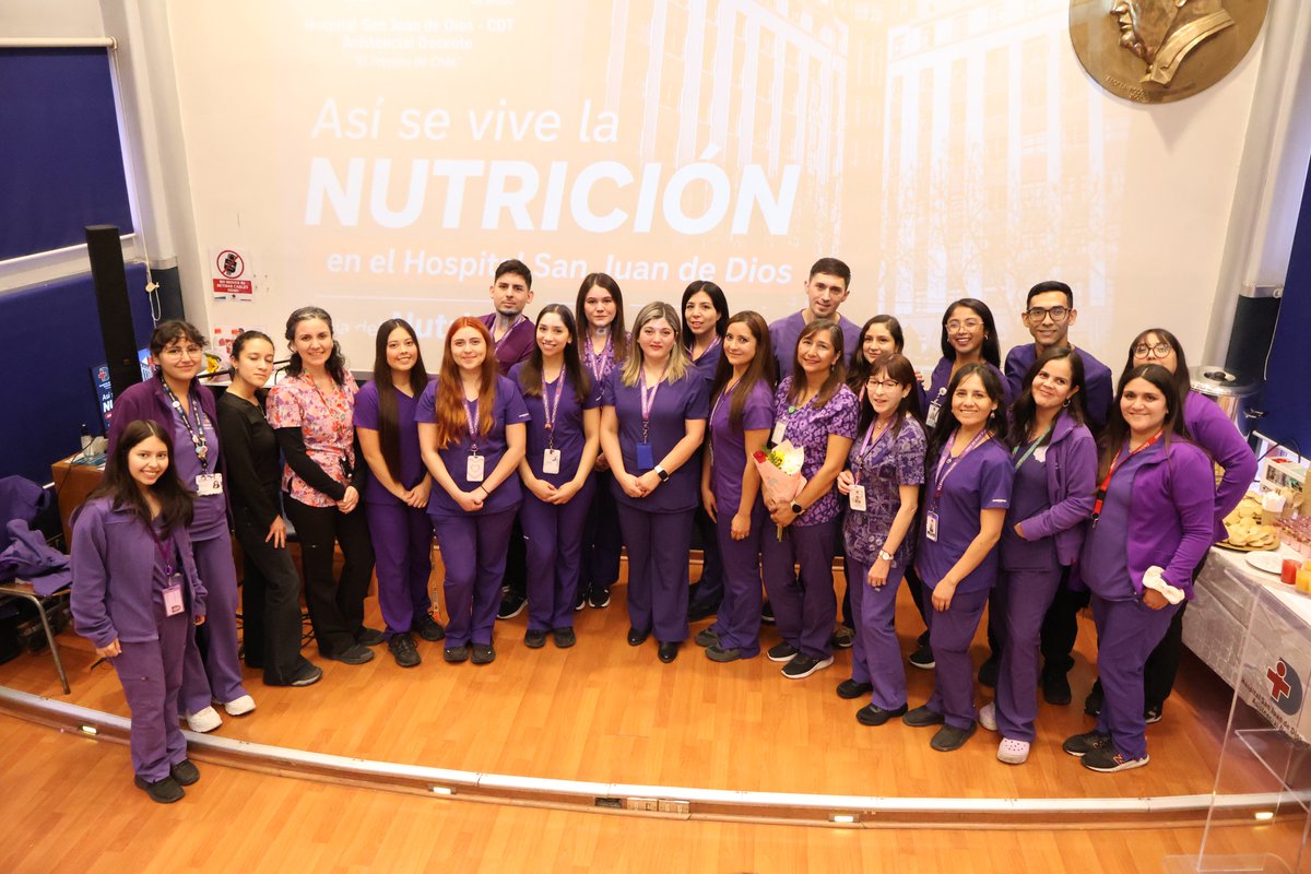 HSJDChile's tweet photo. ✨Nutricionistas celebran su día relevando su rol en la recuperación de pacientes👏 Su apoyo es clave para los equipos clínicos🫶 La celebración y reconocimientos en nuestra nota web 👇https://t.co/vrcJuSsf1O https://t.co/FvS76hezb3