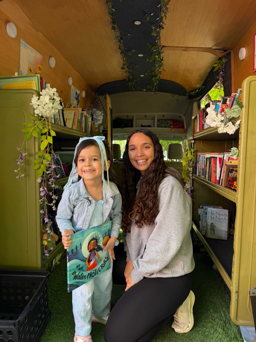 Tree House Books tweet media