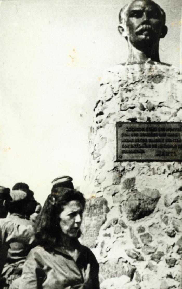 cim_cuba's tweet photo. 21 may 1953 – Hace 73  años: sitúan el busto de José Martí en el pico Turquino, la cumbre de Cuba.
Esa misma altura moral guía hoy al @CIM_Cuba: hacer ciencia con dignidad, sin rendirse, sin venderse.
Anticuerpos monoclonales desde la cumbre martiana. 
#21DeMayo #JoséMartí #CIM https://t.co/ul0ZafBjwT