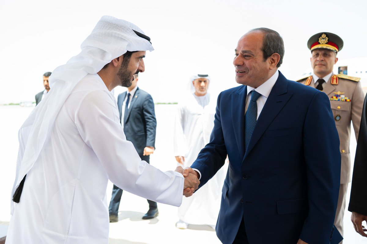 DXBMediaOffice's tweet photo. UAE President receives Egyptian President to discuss fraternal relations and various aspects of cooperation. During the meeting, the two sides reviewed the latest regional developments and their implications for regional and international security and stability, and exchanged views on these developments, in the presence of Hamdan bin Mohammed and Abdullah bin Zayed.