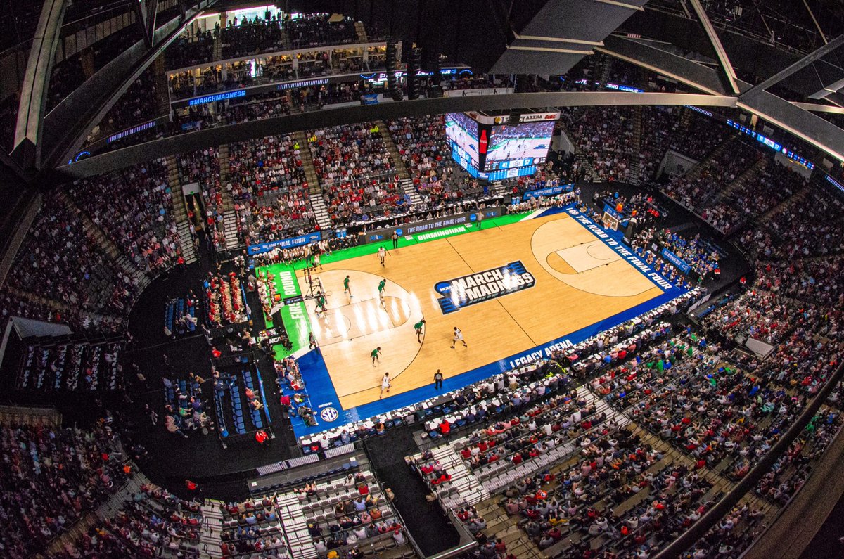 NCAA Buzzer Beaters & Game Winners tweet media