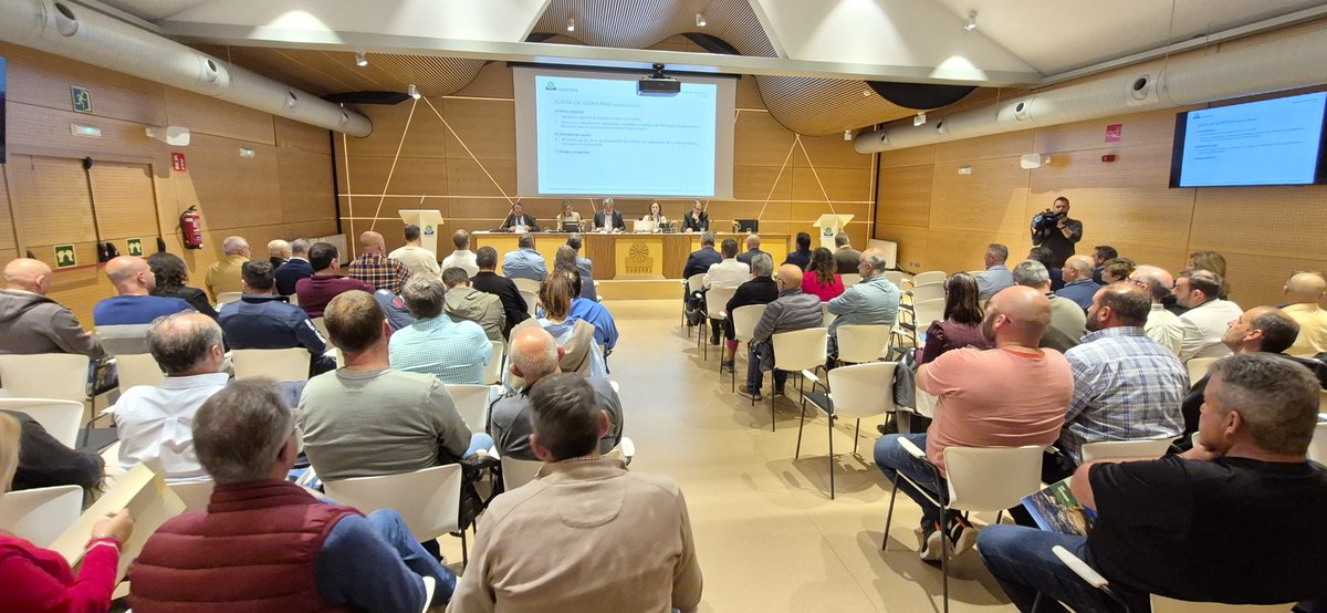 cogersaasturias's tweet photo. La Junta de Gobierno de #Cogersa se ha reunido hoy en Serín para abordar:
↘️ Recepción de la nueva Planta de Tratamiento de la Fracción Resto (PTFR).
La instalación ha supuesto una inversión de 73 millones de euros y, a partir de otoño, será operada por personal de Cogersa. https://t.co/Hgl2HS0UNV