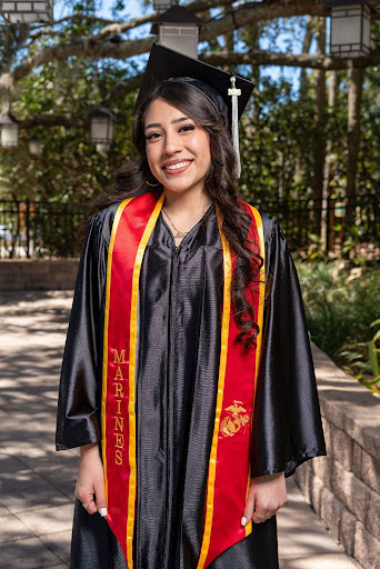AltEd_OCPS's tweet photo. Congratulations Marlenie! This #RandallAcademy graduate has enlisted in the US Marine Corps! She would like to pursue a career in criminal justice. #AltEdGrads #OCPSAltEdRocks https://t.co/6C6ZOB8ryF