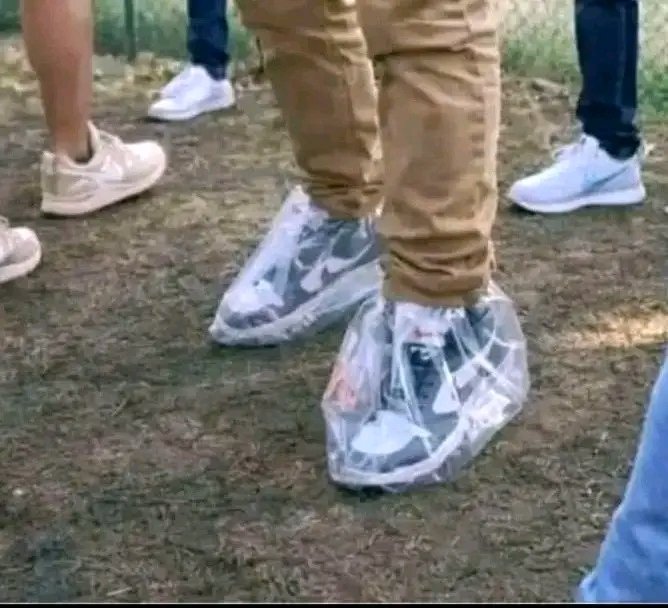 Nikimove hii design jua niza Sarit Centre 🥱😂😂