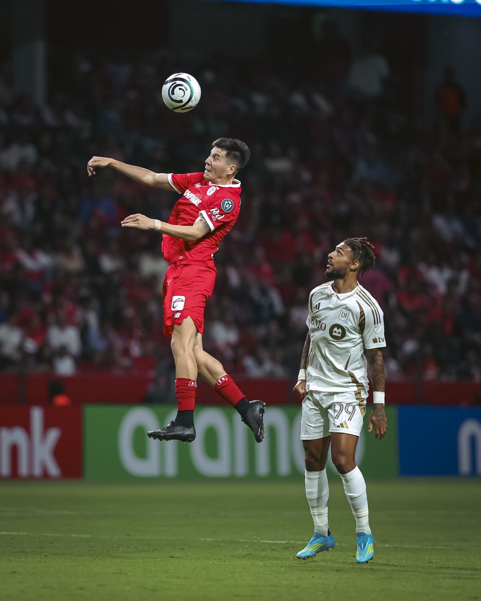 TolucaFC's tweet photo. El juego que te rifaste, ‘Pitbull’ 🔥😤 https://t.co/7EHjb0hH5B