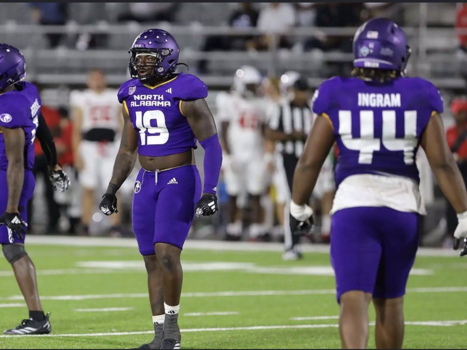 251_kidd's tweet photo. #agtg 🙏🏽I’m blessed to receive my first division 1 offer from The university of North alabama (UNA) @CoachBo7 @HallTechSports1 @Alabama_Varsity https://t.co/4y5HD4O3JN