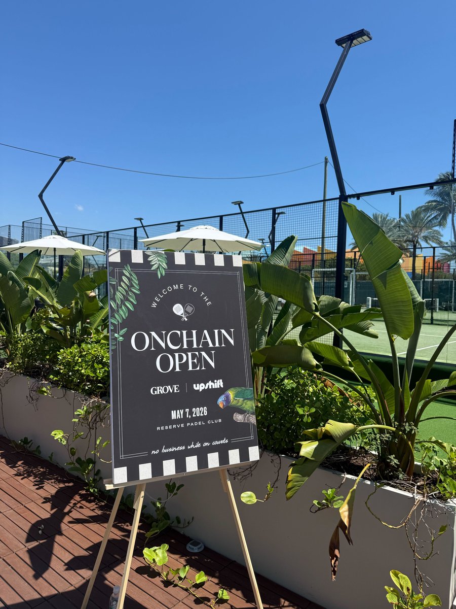 upshift_fi's tweet photo. Today we co-hosted Onchain Open with @grovedotfinance during Consensus Miami week 🇺🇸

We played padel with friends and partners, while discussing the future of onchain asset management with institutional allocators and asset issuers. 

See you at the next one! 🎾 https://t.co/zgq2g9D8r5
