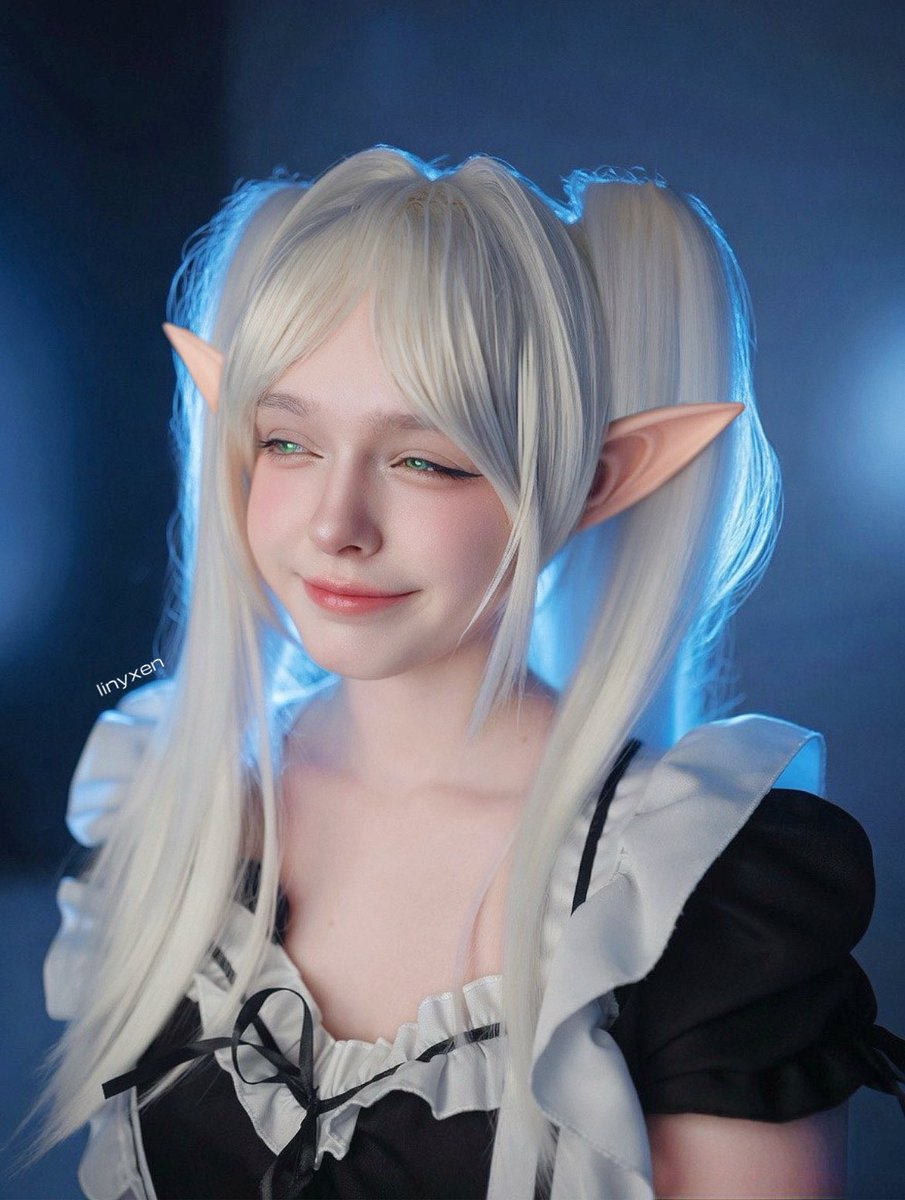 linyxen's tweet photo. Frieren realized she never learned the cleaning spell  

#frieren #cosplayㅤㅤ #芙莉莲 https://t.co/YgF1WfkAxZ