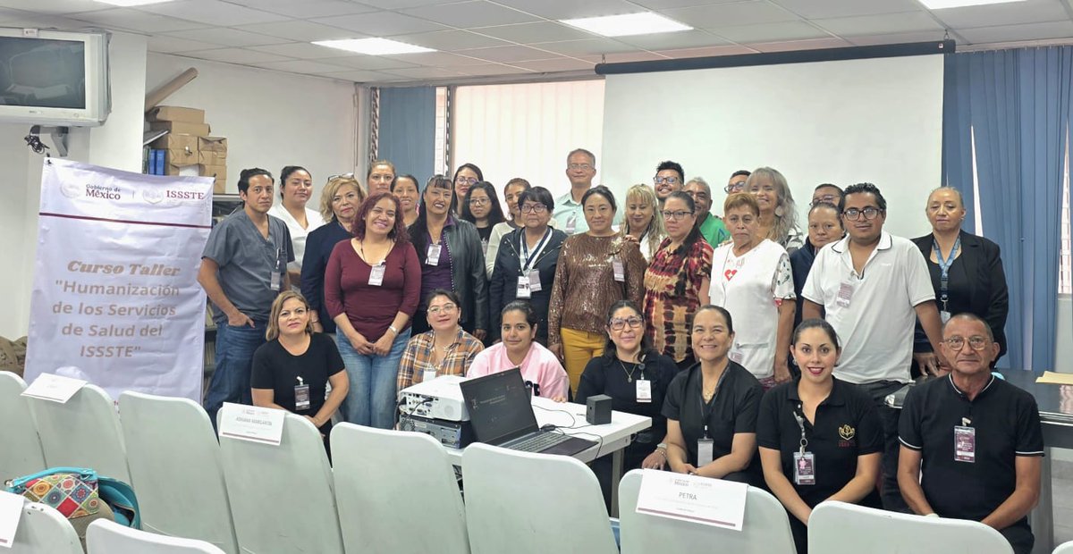 ¡Seguimos transformando nuestra atención!
¡La transformación hacia un servicio más humano no se detiene! 📷📷
En la CMF Tlalnepantla, continuamos con la impartición del curso-taller de Humanización en los Servicios de Salud. 
#ISSSTEEstadoDeMéxico #TratoDigno #SubdelegacionMedica