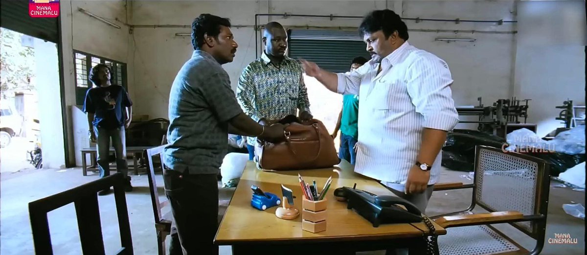 Beingprakash07's tweet photo. Vijay : naliku namma MLA's ellaaam resign pannunga namma ethirpa kaatuvom.. 

TVK MLA's : ethu resign ah, dei gotha kelambu https://t.co/dQVksB60vM