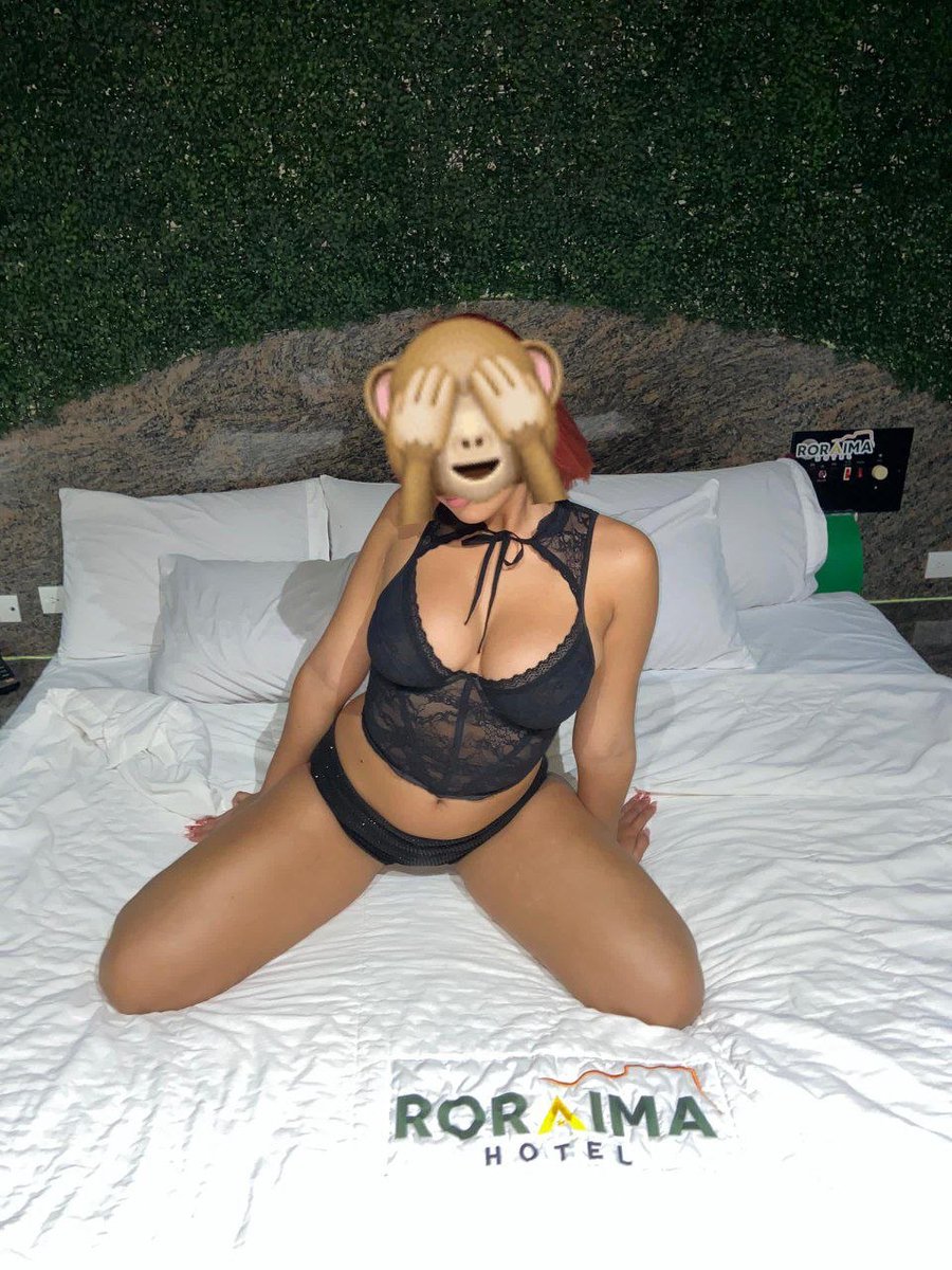 Victoria Martinez 😈😏 tweet media