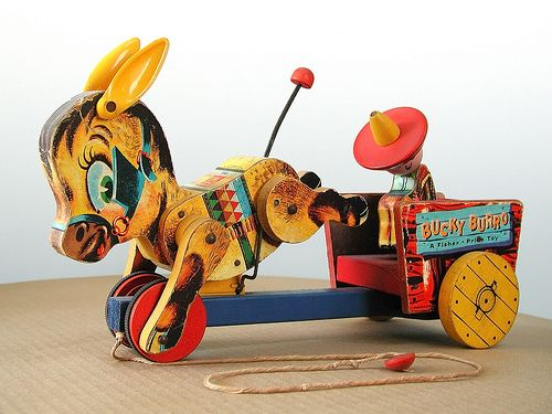 colinarmis's tweet photo. i love love love wooden pull toys https://t.co/fDvfVyfEa2