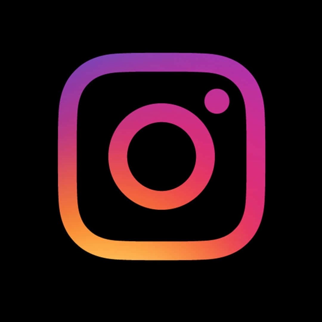 🚨 SUZETE VUELVE A INSTAGRAM

hace 4 meses la artista había sufrido un bloqueo y hackeo en su cuenta de instagram. actualmente la cuenta se ha borrado (como a iván rojo) y se ha creado una nueva: ITSSUZETE