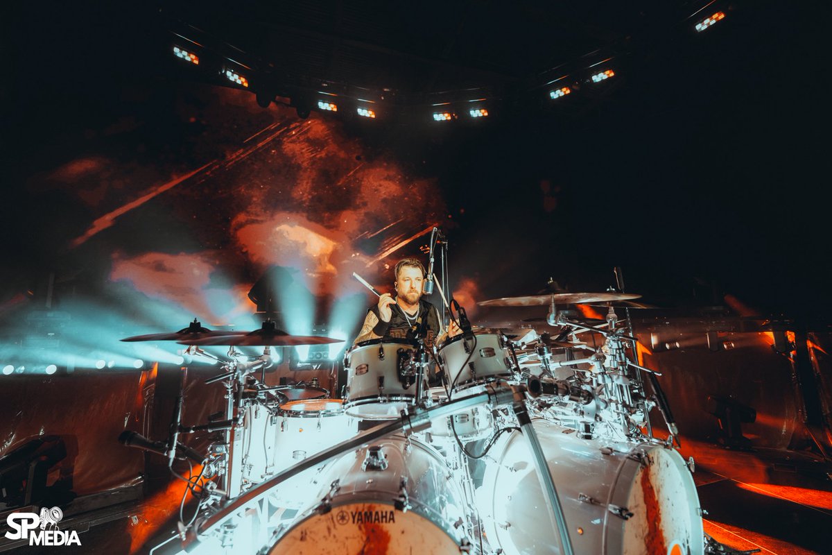 Three Days Grace tweet media
