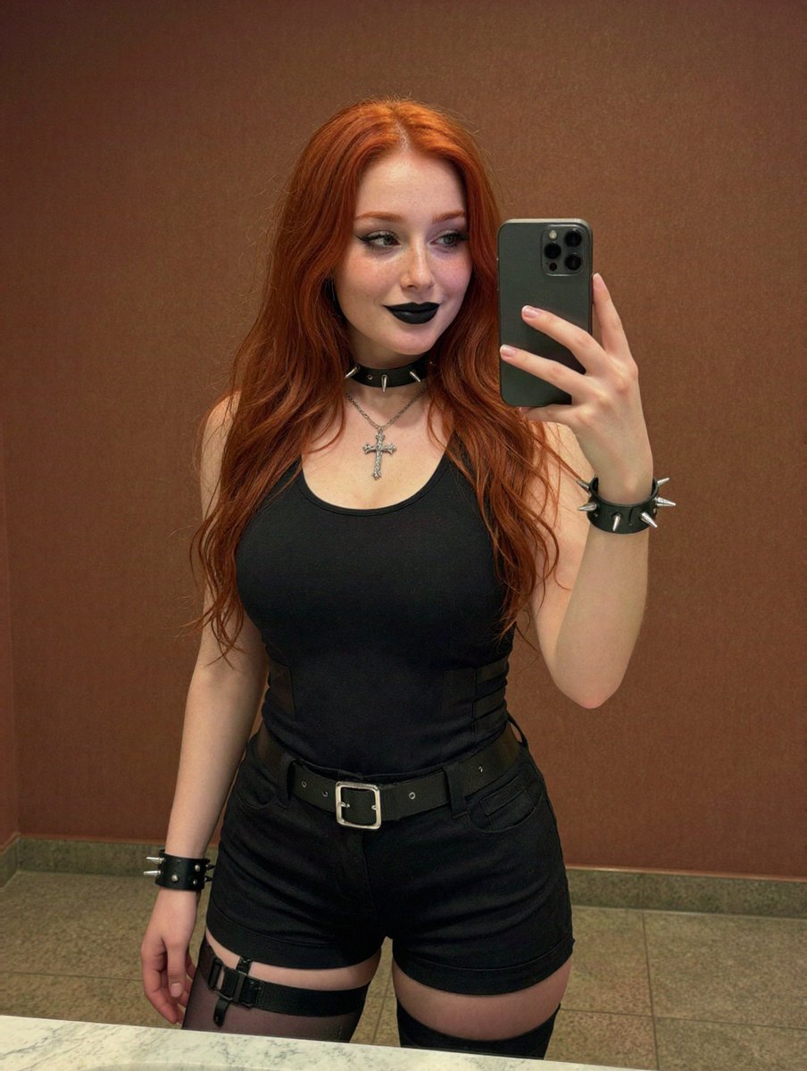 alixthegoth's tweet photo. not a blonde in a blue bikini so I guess you won't give me your attention https://t.co/vAX2GjocWX
