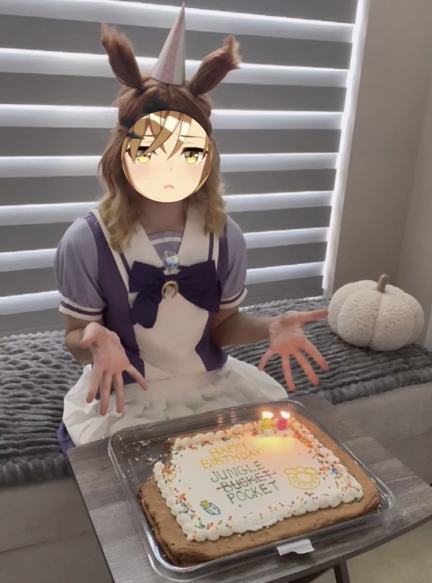 pokkecountdown's tweet photo. happy birthday bitch! https://t.co/0CkYfemH4p