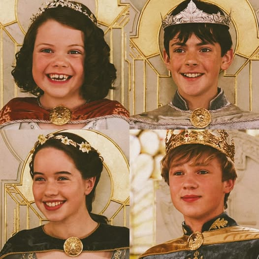 Dato narniano del día: Las coronas de los Pevensie son un detalle muy importante y cada una tiene mucho que ver con ellos. Empezando con la de Peter: Las hojas de roble representan la sabiduría y la fuerza, mientras que las hojas de manzano simbolizan el conocimiento y+