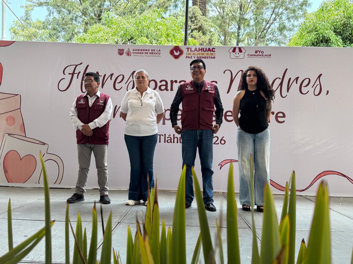 bereheca's tweet photo. Hoy inauguramos “Flores para las Madres”, un espacio lleno de color pensado para celebrar a quienes son amor, fuerza y corazón de nuestras familias. 🌸💐  

Porque el cariño de una madre siempre deja huella y florece para toda la vida. https://t.co/FR6rg7nWWc