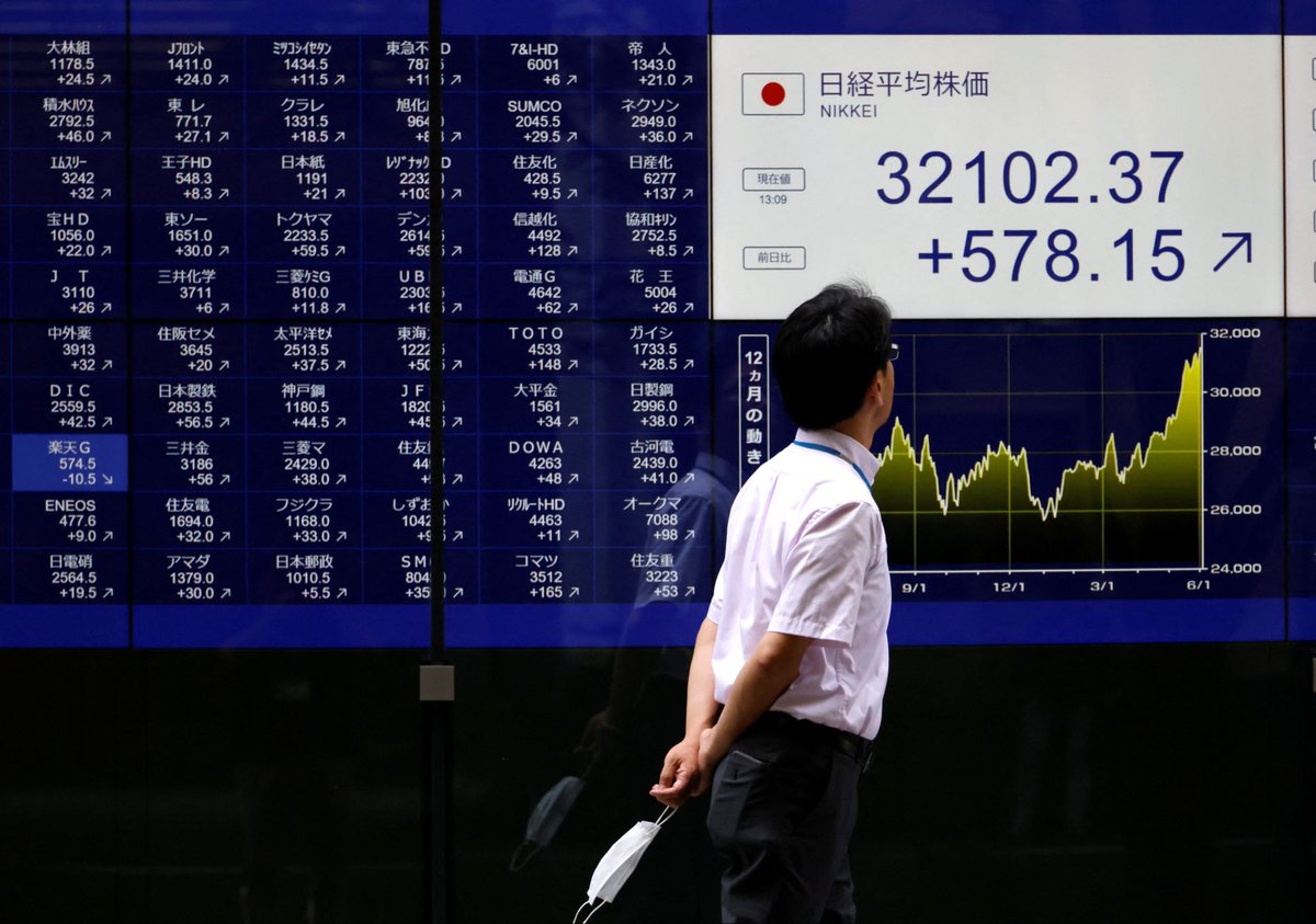coinacademy_fr's tweet photo. 🚨 Le Japon prévoit d’introduire dès 2026 un système de trading 24h/24 des obligations d’État sur blockchain afin de réduire les coûts et accélérer les transactions. https://t.co/VUTaeU2wxX