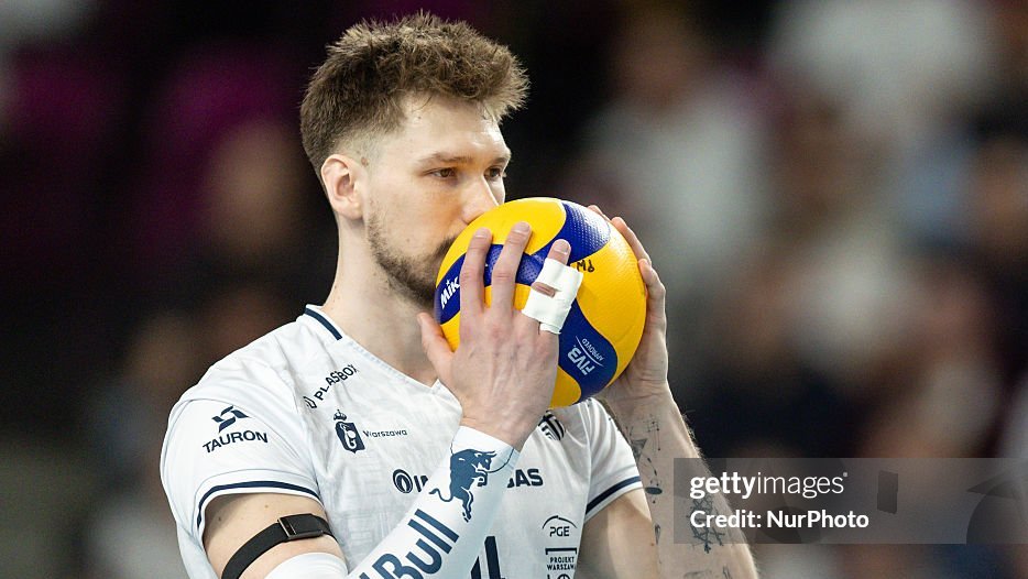 Erkekler Şampiyonlar Ligi'nde Şampiyon 10 gün sonra belli olacak

📍16 Mayıs 
18:00    🇮🇹PERUGIA   vs    WARSZAWA🇵🇱
21:30    🇹🇷ZİRAAT       vs    ZAWIERCIE🇵🇱

🏆Final  17 Mayıs  21:30

#CLVolleyM