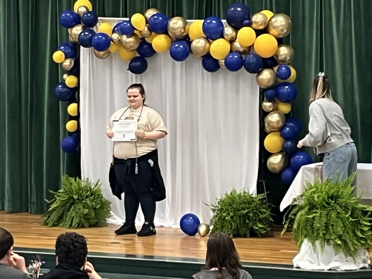 AtcGreenup's tweet photo. FBLA Senior cord presentation!  So proud!  @GCATCFBLA1 https://t.co/rQvnLzvJLZ