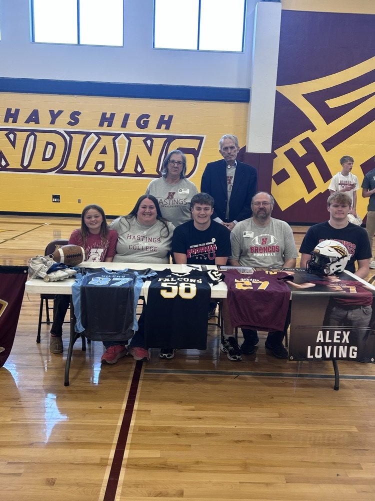 HaysHighAD's tweet photo. It's been a very busy day at Hays High!  Congrats to Jaylee, Jaxson, Holden, Tim, Alex, Moriah, and Johnny on signing your LOI. Also, congrats to Gus for your commitment to Oregon.  Go Indians! https://t.co/f0cQfLrDqo