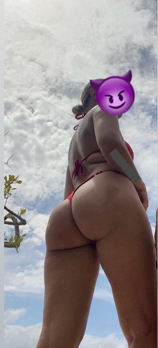 Victoria Martinez 😈😏 tweet media