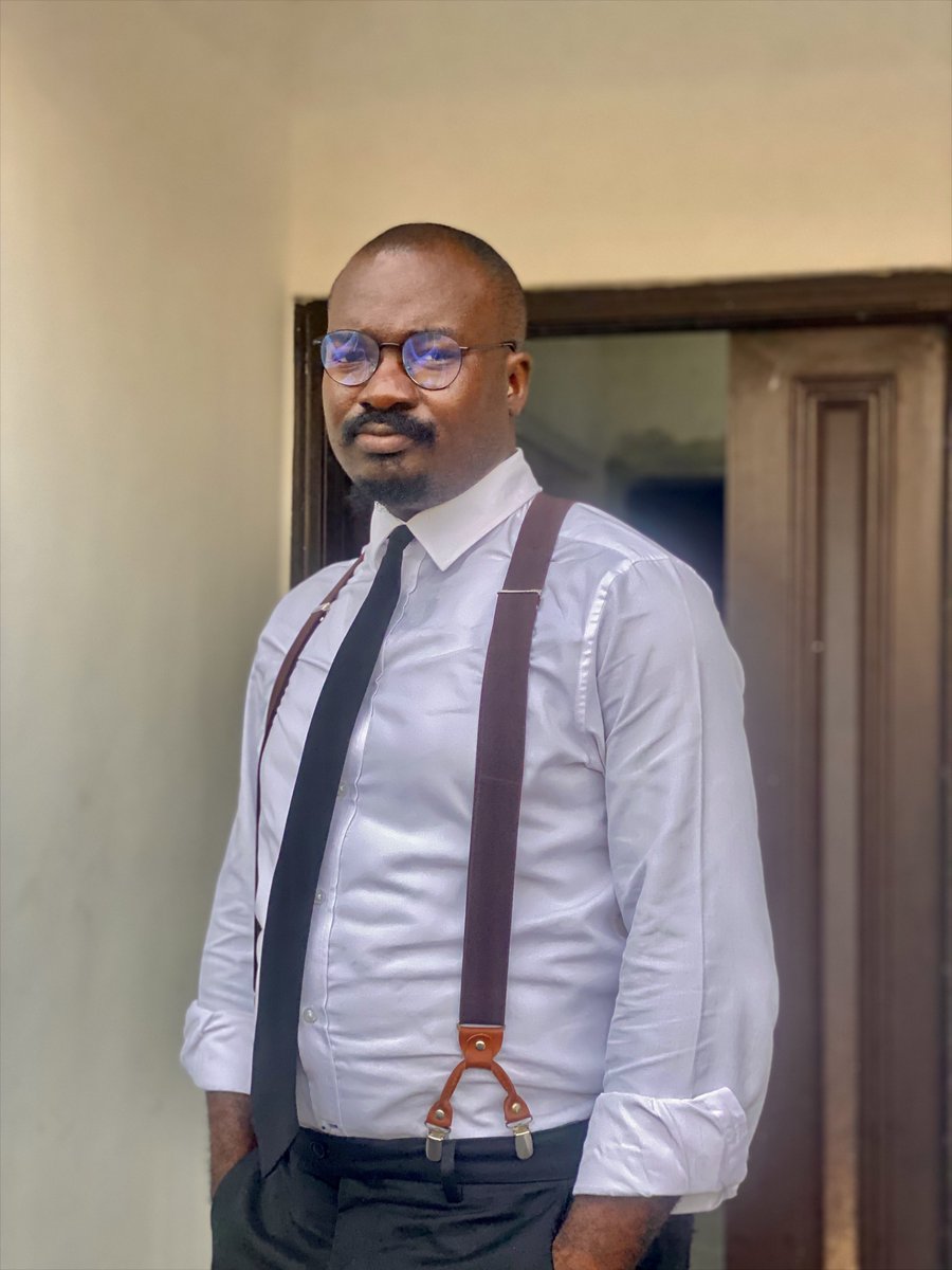 PortharcourtOba's tweet photo. "Excuses are the tools of the incompetent, used to build monuments of nothingness, and those who use them seldom amount to anything." 

Happy weekend 🥂 https://t.co/Q9h41xNKOJ