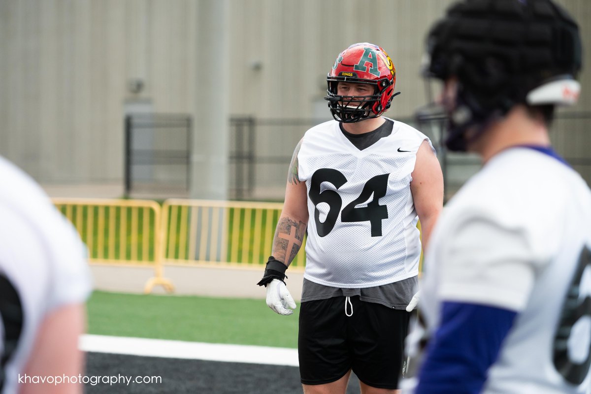UCalgary Dinos Football 🏈 tweet media