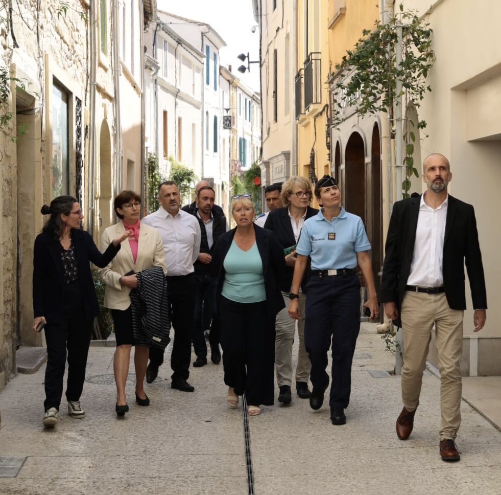 Image de Préfète de l'Hérault : La préfète de l’#Hérault s’est déplacée hier à #Lunel aux côtés de la maire Paulette Gougeon. Une dé
