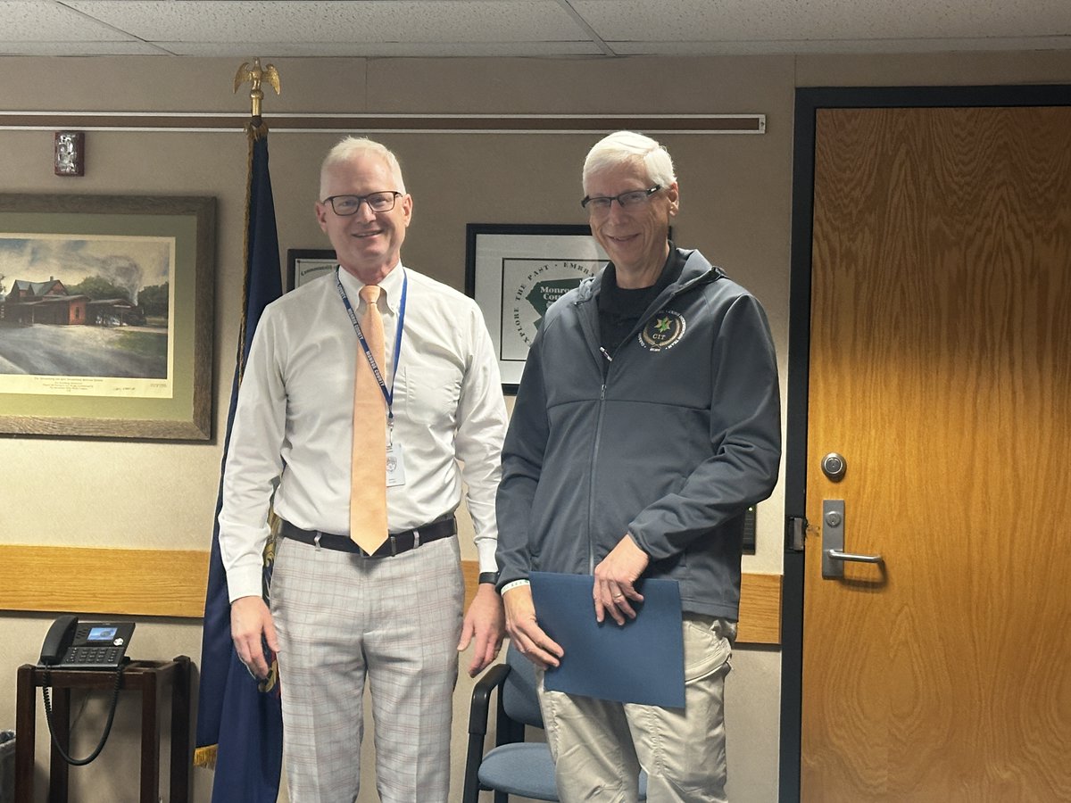 MonroeCountyPA's tweet photo. This past Wednesday at our Commissioners Meeting we announced proclamations for May to be declared as Mental Health Awareness Month and Foster Care Awareness Month. 
We'd also like to congratulate Mr. Kerchner on his retirement! Thank you for all you have done for Monroe County! https://t.co/g3H2NgGyhy