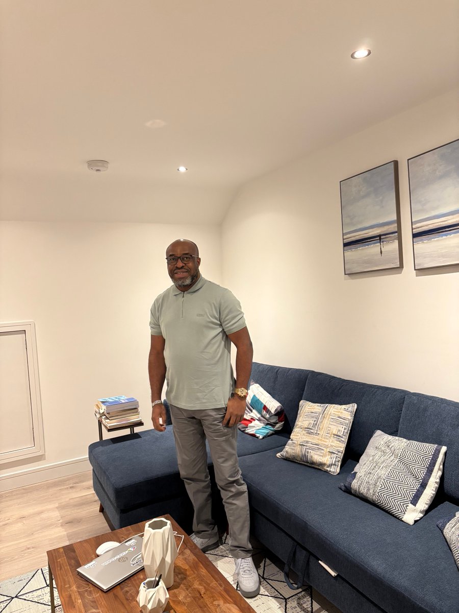 EmiDem tweet media