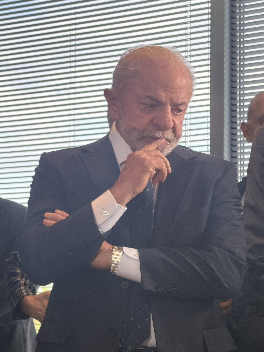 alandete's tweet image. Ya ante el presidente Lula para que nos explique a los medios el encuentro con el presidente Trump, los temas tratados y la razón en los cambios de agenda.