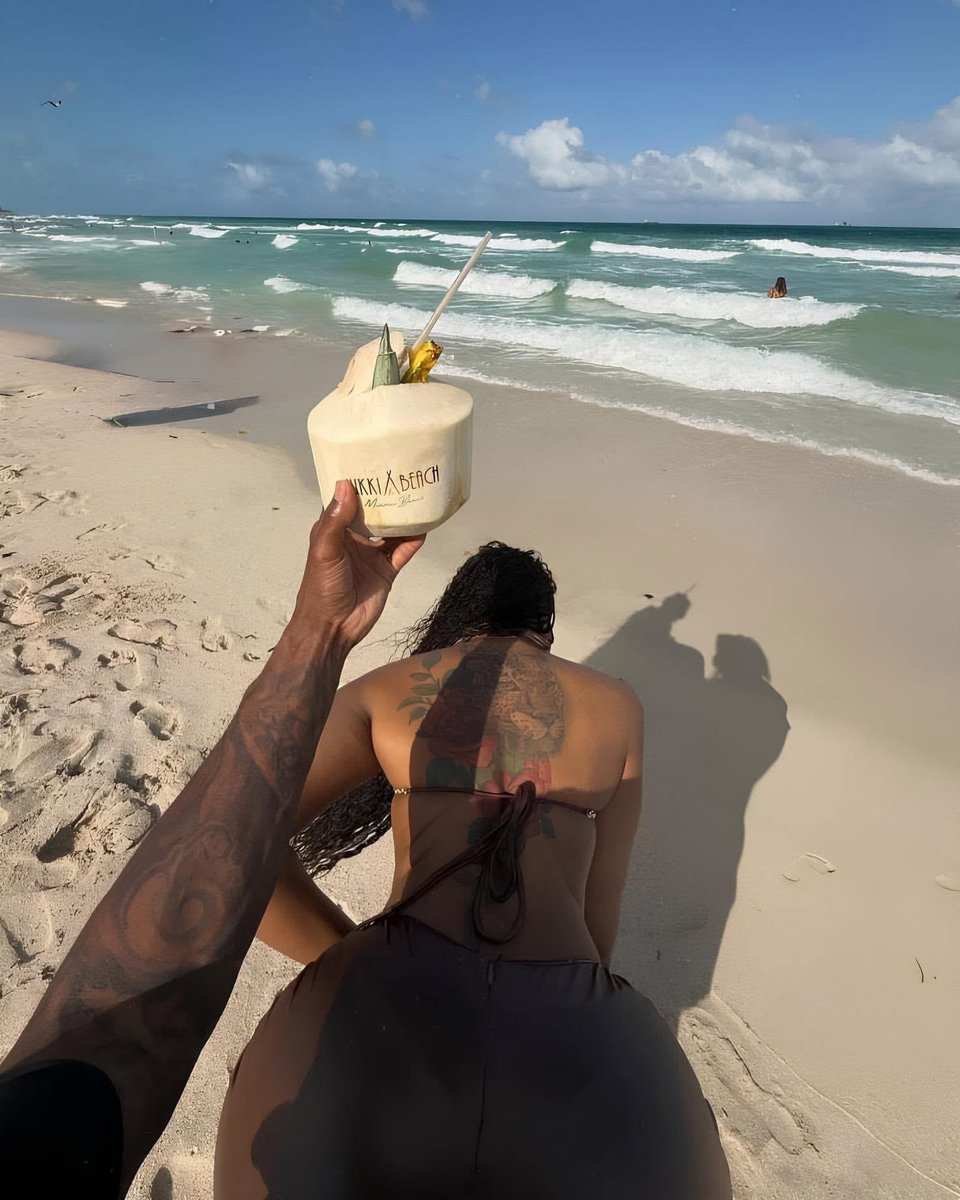 NattyNat943280's tweet photo. maybe this will be me next summer 😫 https://t.co/EuTwlMXMxo
