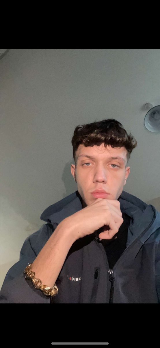 manclad0's tweet photo. Message me on here or join the telegram n message me on there come and get my bundle 120+ vids and see my big dick in action 😈👀

https://t.co/UGfvtzdnCG

#hung #chav #scally #findom #paypig #feet #boxers #socks #sellingcontent https://t.co/rxQeI0V7g5