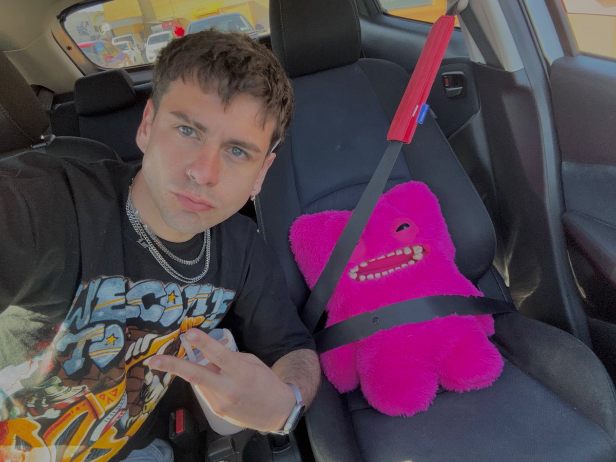 matthias tweet media