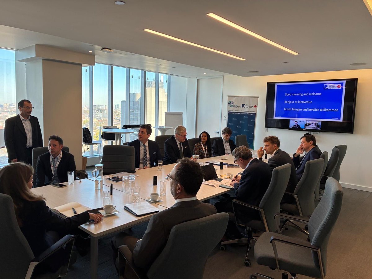 KAS_Canada's tweet photo. Welcome to Canada! 🌍🤝 Thrilled to host Germany's delegation advancing hydrogen, clean energy, and climate partnerships. ⚡🌱🇨🇦 Stay tuned! ✨ https://t.co/LN1BCrAnw9