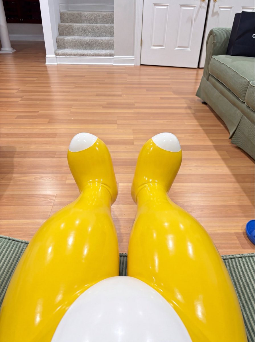 Firekind13's tweet photo. My legs have transformed into a Mascot Ampharos Pokémon.

#nanobanana2
#hailuoai https://t.co/0Th6gN2cCw