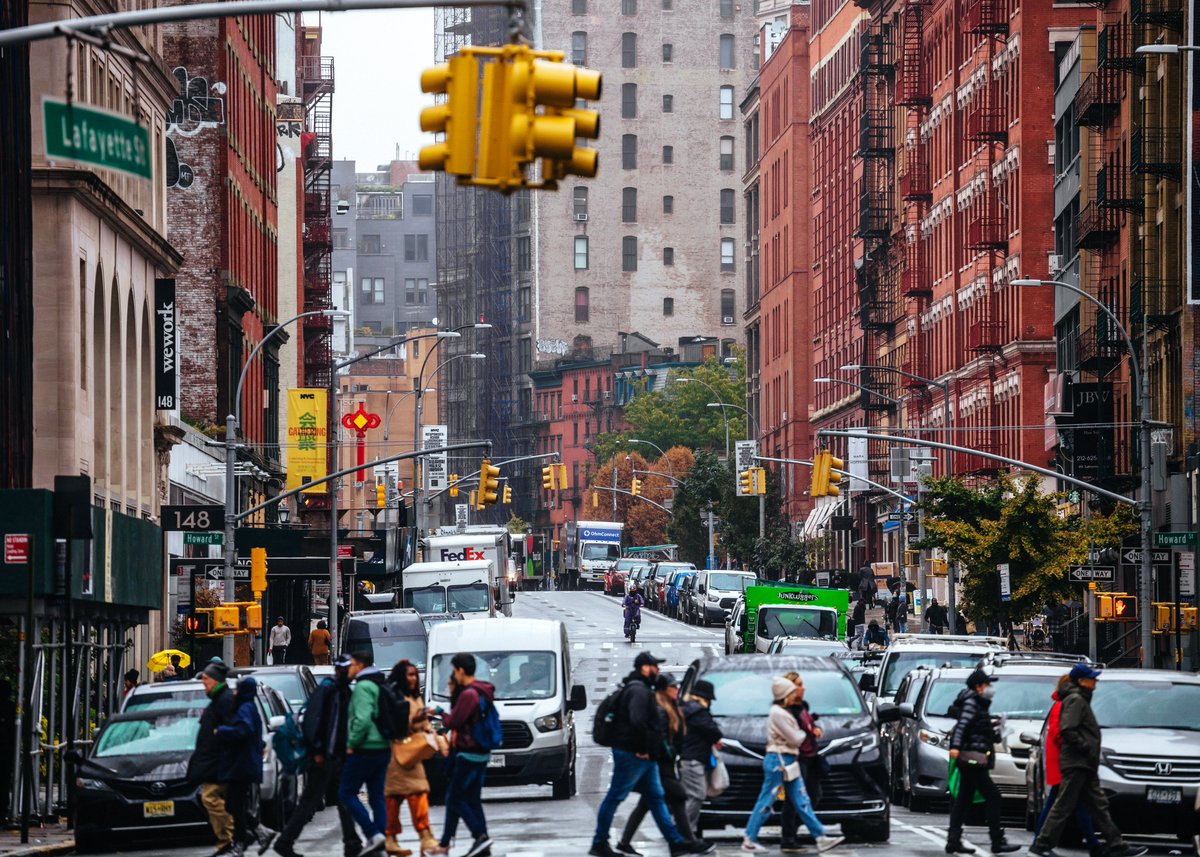 AARPNY's tweet photo. ⚠️Safer Streets For New York City Residents ⚠️

@bethny: AARP New York is pleased to see this common-sense public safety measure announced in the final NY budget agreement to help stop reckless repeat speeders &amp; make New York’s streets safer for everyone. #stopsuperspeeders (1/4) https://t.co/RUkK40kB6V