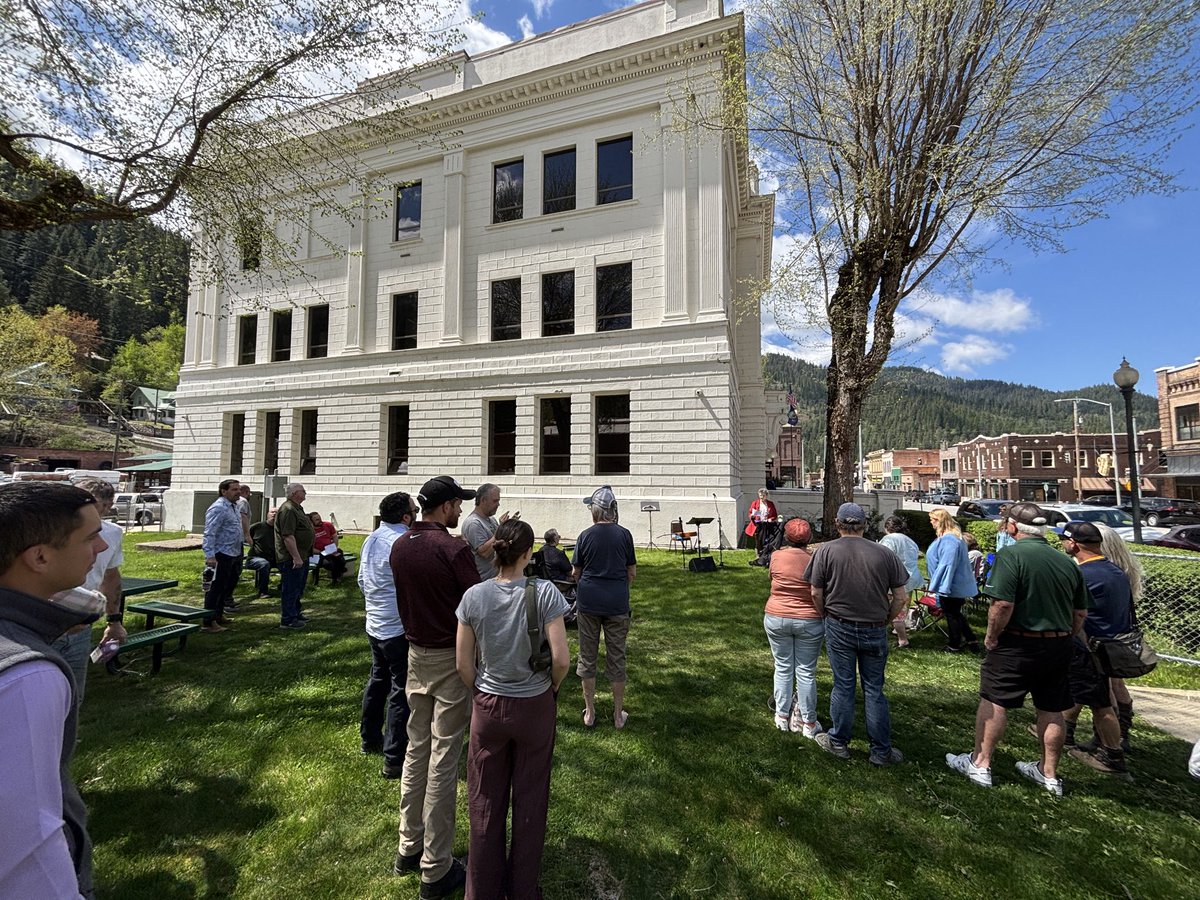 ShaunWSells's tweet photo. National Day of Prayer Wallace, Idaho https://t.co/Fje6TO3nkX