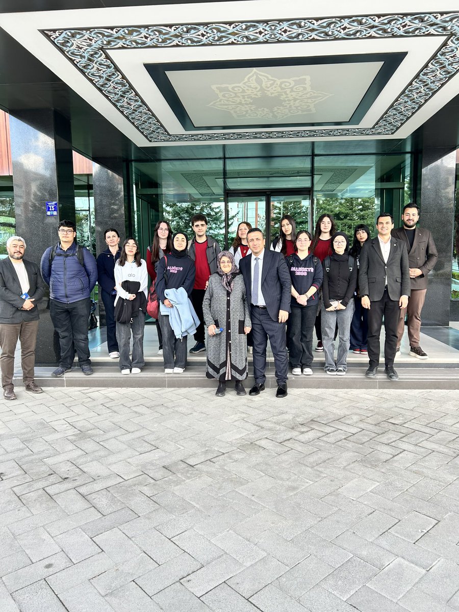 CenaniAyaydin's tweet photo. Geleceğimizin teminatı gençlerimiz ve dua kaynağımız büyüklerimizle birlikte.
07.05.2026 https://t.co/pIyPXq9ovn