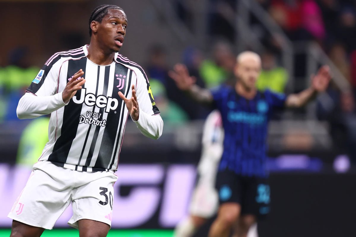 كـورلـيـونـي🥀 tweet media