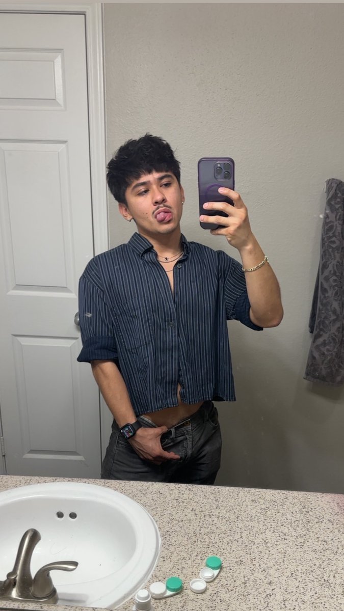 boibytes's tweet photo. never post anymore but here’s me soft launching going out tn https://t.co/9fbQxkxOWS