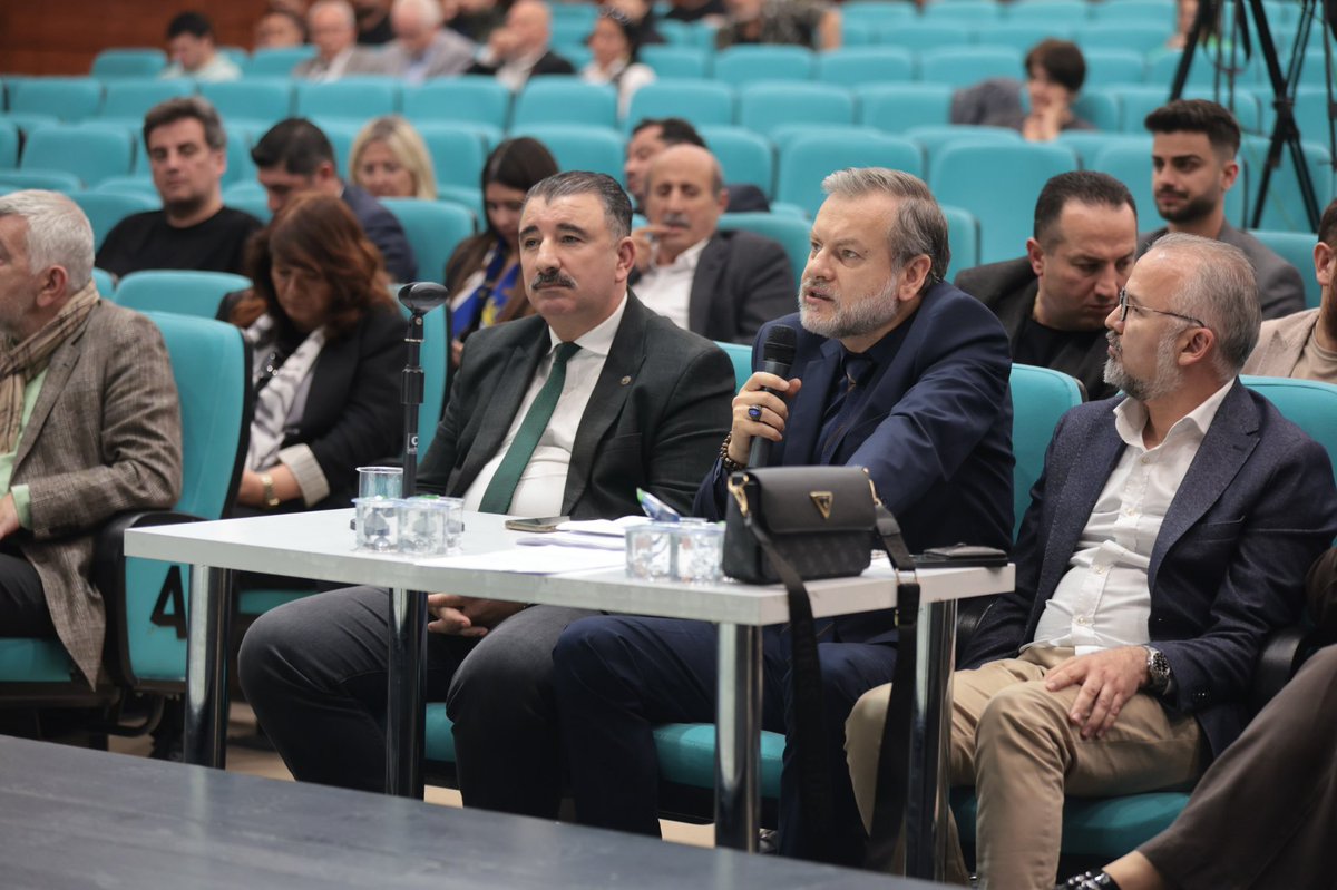 📍Konak Belediyesi Mayıs Ayı Meclis Toplantısı

Bugün Konak Belediyesi Meclisi’nin Mayıs ayı ikinci birleşimini gerçekleştirdik. Gündemimizde 2025 yılı kesin hesap bütçesi vardı.

Konak’ta tablo ne yazık ki iç açıcı değil…

▪️Göreve geleli 2 yıl oldu, ortada elle tutulur bir