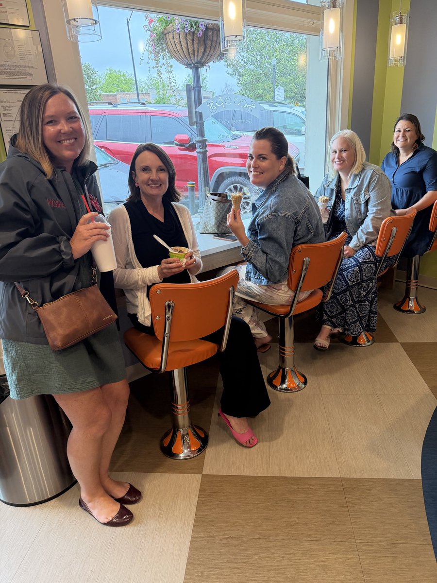 PickettsMillES's tweet photo. Amazing 🏴‍☠️ Leadership Team 2026-2027 kick-off meeting this morning @nsckennesaw , then lunch @AcworthBusiness to hear guest speaker @TimElmore and then to Scoops in @cityofacworth for a little ice cream to wrap up our day! #AnchoredinLeadership #BestJobinCobb 🏴‍☠️☠️🦜⚓️ https://t.co/h1EPdLnC6k